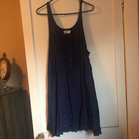 SO Dresses & Skirts - Navy blue tank dress with bottom detail